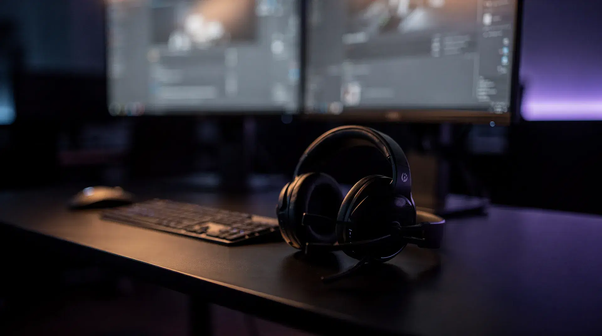 Running Customer Support on Discord: When It Works (and When It Doesn't)
